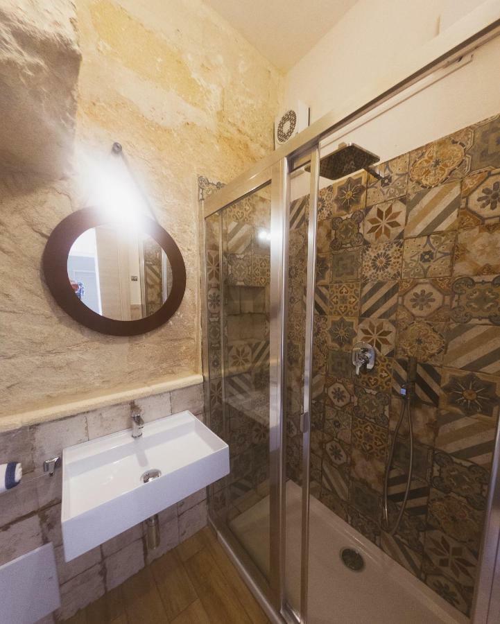 Cave Garden Rooms Фавиняна Екстериор снимка