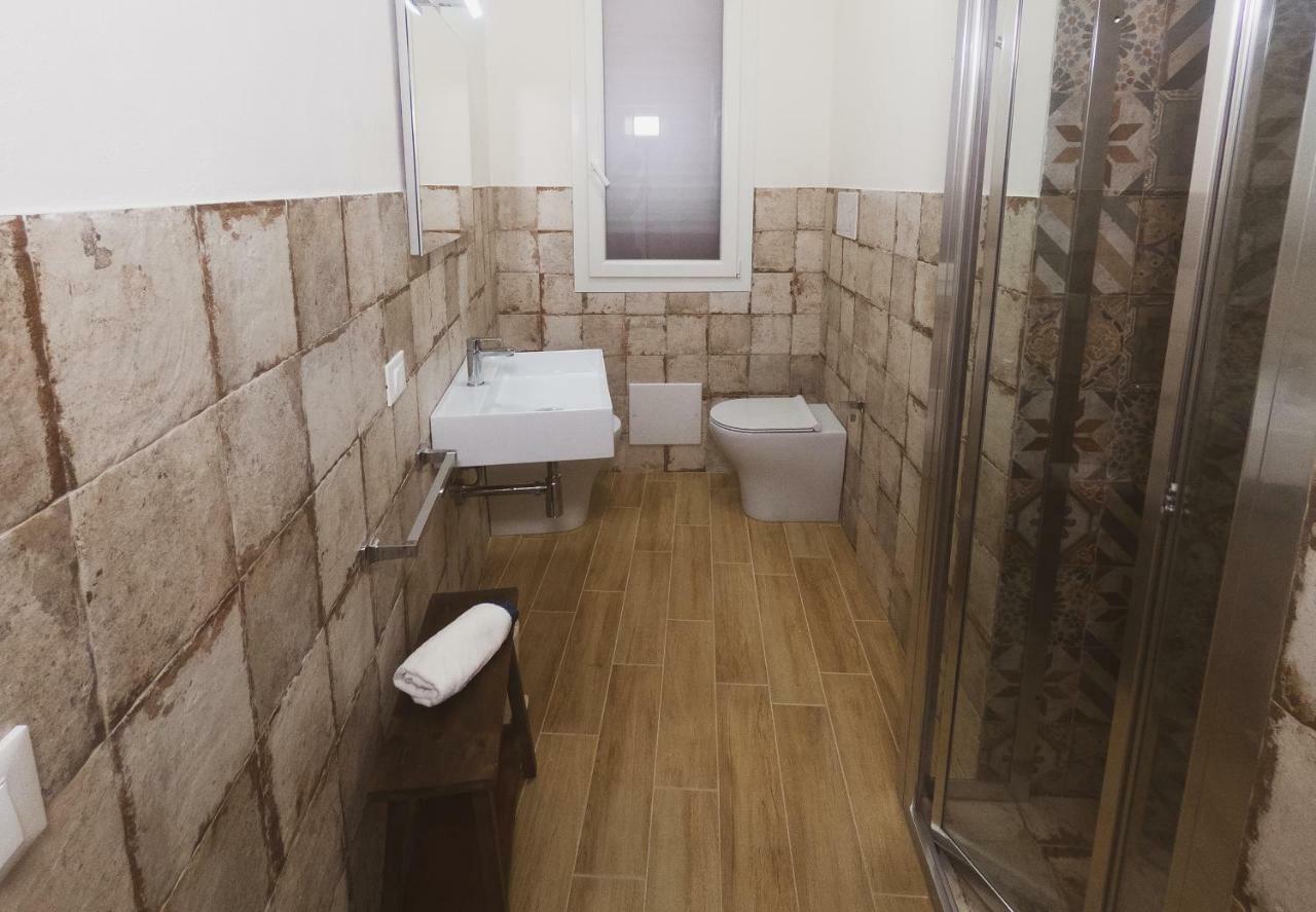 Cave Garden Rooms Фавиняна Екстериор снимка